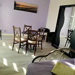 Brzask بيت للعطل